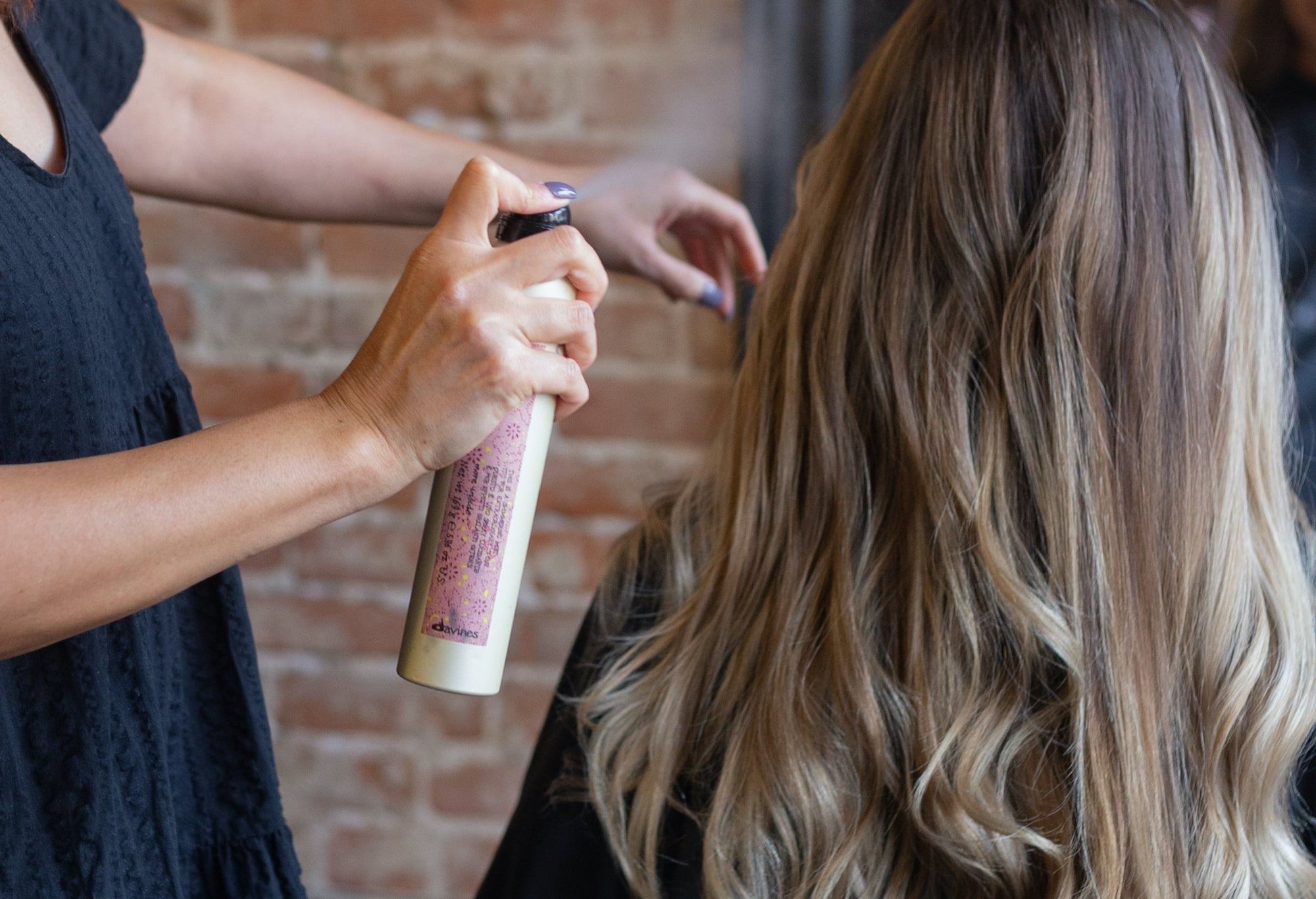 Davines finishing hair spray shimmering mist